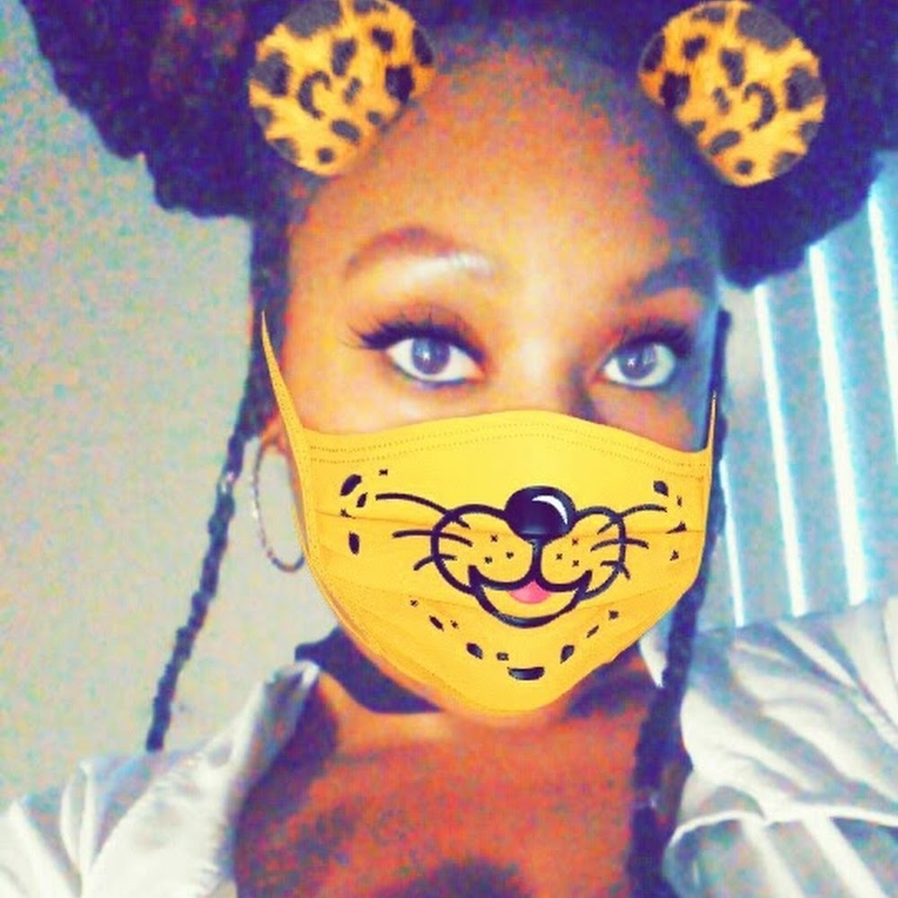 Meet your Posher, Paris